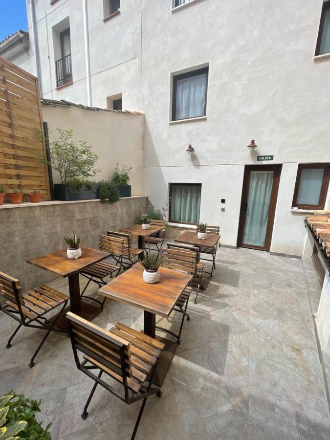 Ateneo Cuenca Suites Con Cocina En El Casco Historico Luaran gambar